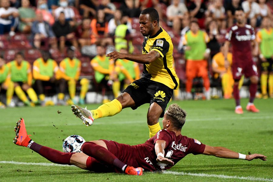 Meschack Elia Fotbalistul care l-a uimit pe Șumudică în CFR Cluj - Young Boys: „Nu am văzut în viața mea așa ceva! Rupea brazda sub el”
