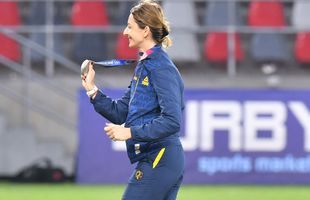 Moment impresionant pe Ghencea » Ana Maria Popescu a fost ovaționată înainte de Steaua - Csikszereda