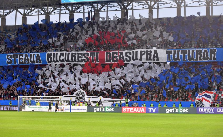 Fanii celor de la CSA Steaua au continuat războiul cu Gigi Becali și la meciul cu Csikszereda, din prima etapă a ligii secunde.