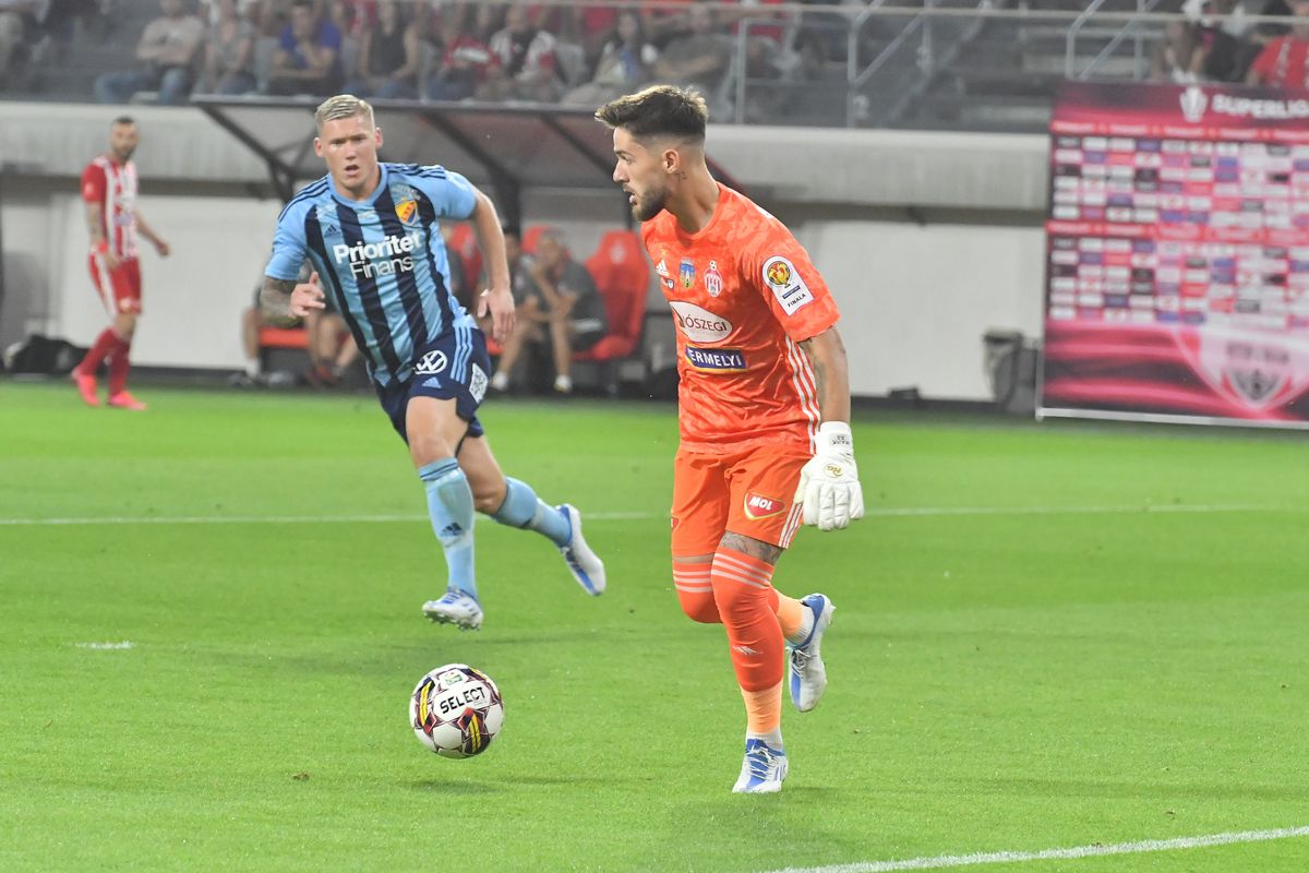 Un cunoscut comentator sportiv, răspuns pentru Petrescu și căpitanul lui Sepsi: „Definiția tupeului! Unii muncesc 8 ore pe câmp”