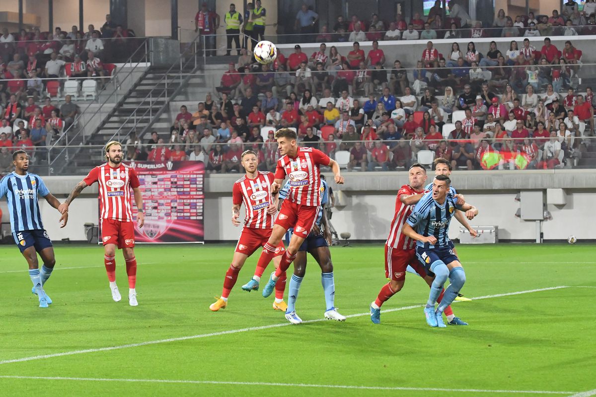 Un cunoscut comentator sportiv, răspuns pentru Petrescu și căpitanul lui Sepsi: „Definiția tupeului! Unii muncesc 8 ore pe câmp”