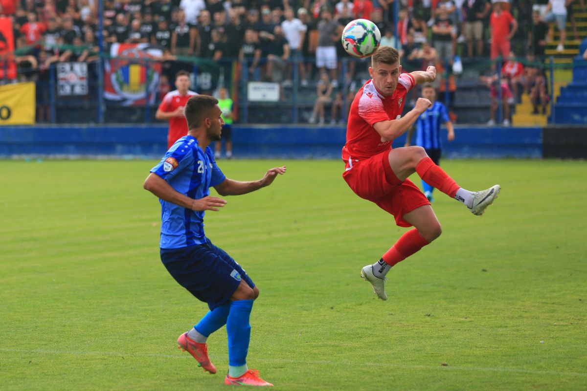 Scandal la Dinamo » Chipul lui Cătălin Hîldan a dispărut de pe tricouri! Suporterii și fratele „Unicului Căpitan” au luat foc