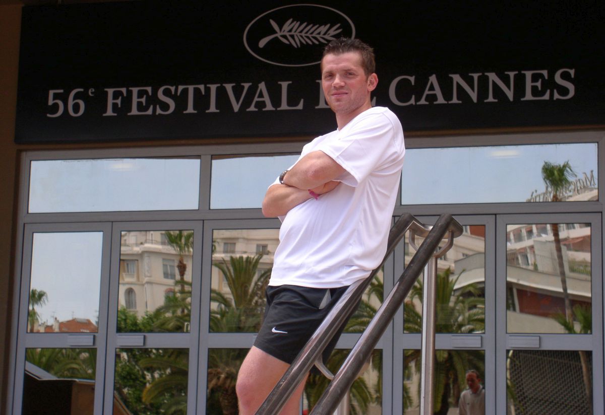 Cătălin Oprișan, povești de senzație în episodul #3 din podcastul „Profu' de Sport”: „Am copilărit cu cei mai mari golani din cartier, dar eram și comandant de unitate!”