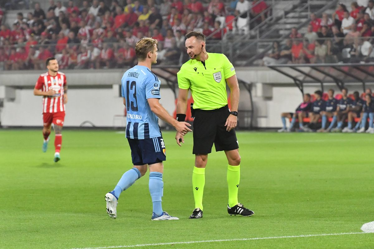 Un cunoscut comentator sportiv, răspuns pentru Petrescu și căpitanul lui Sepsi: „Definiția tupeului! Unii muncesc 8 ore pe câmp”