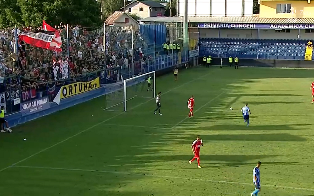 Gest golănesc în Progresul - Dinamo