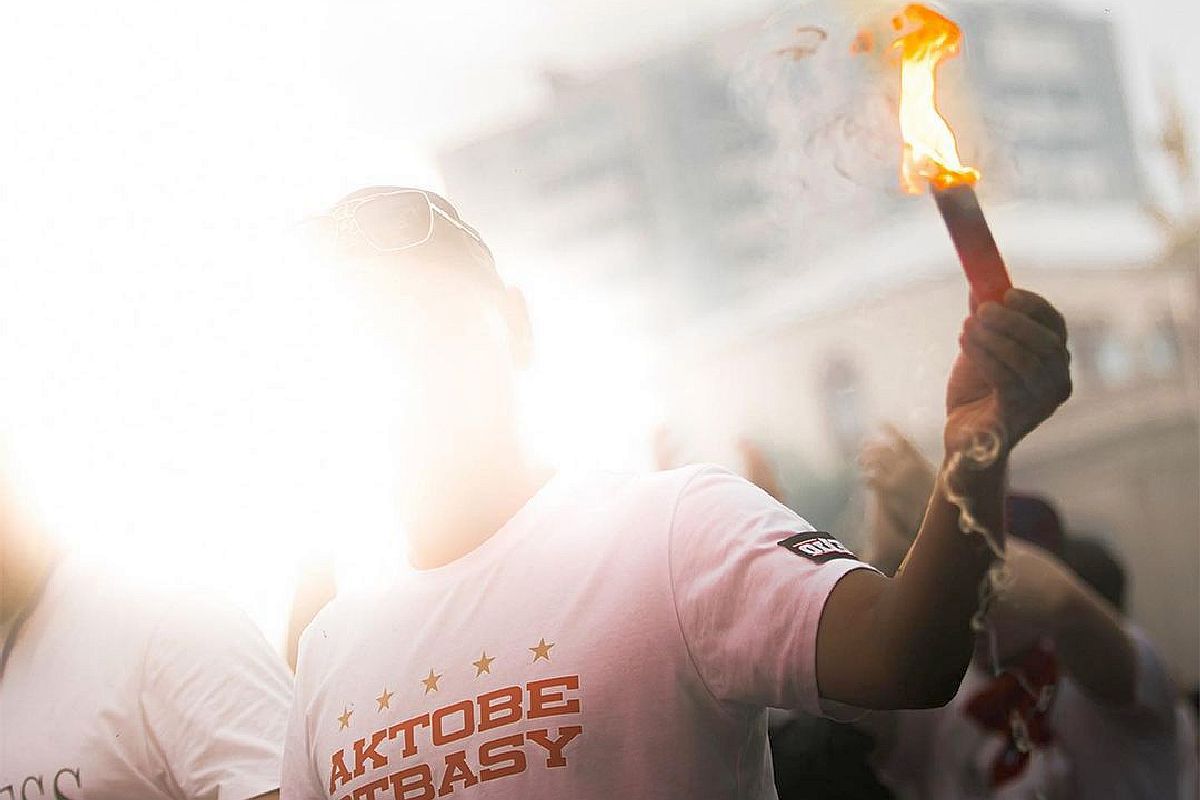 Suporterii lui Aktobe, mereu la înălțime: imagini de la meciul cu Torpedo Kutaisi