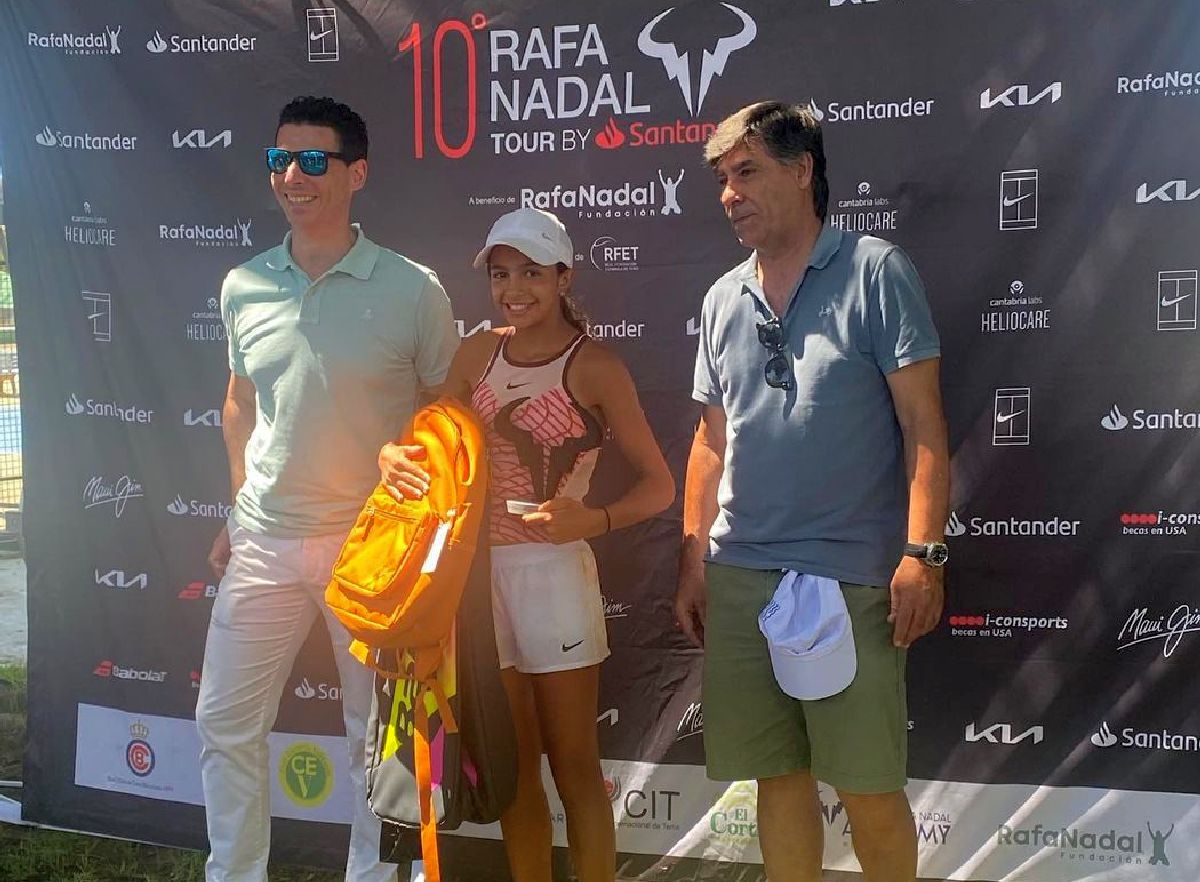 Sofia Elena Tatu, campioană națională la tenis în Spania