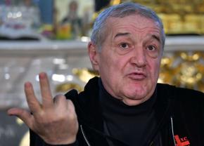 Gigi Becali îl atacă pe Cristi Balaj: „Băi, moralule, noi suntem proști? Ai ceva la cap? Măcar taci! Bagă capul în pământ, ca struțul și gata!”