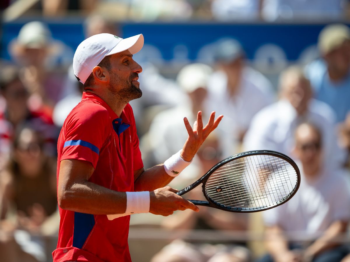 Nole printre zei! Novak Djokovic triumfă într-o finală MEMORABILĂ la Jocurile Olimpice și pune mâna pe medalia care-i lipsea din cabinetul de trofee! Alcaraz, învins de cel mai bun din toate timpurile!