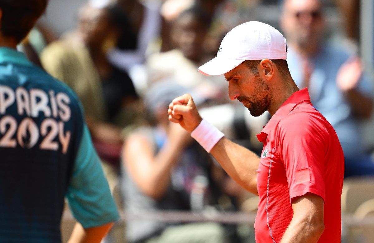 Novak Djokovic, așa cum nu l-ai mai văzut niciodată! Imagini monumentale surprinse de GSP pe „Chatrier”: Nole a plâns în brațele fetiței de 6 ani