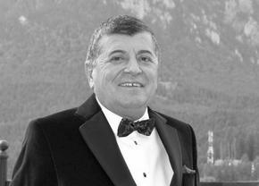 Emanoil Savin, primarul ales al Bușteniului, a murit pe terenul de fotbal, chiar în ziua în care a împlinit 40 de ani de căsătorie! » A fost portar și a avut legături cu numeroase personalități din sport!