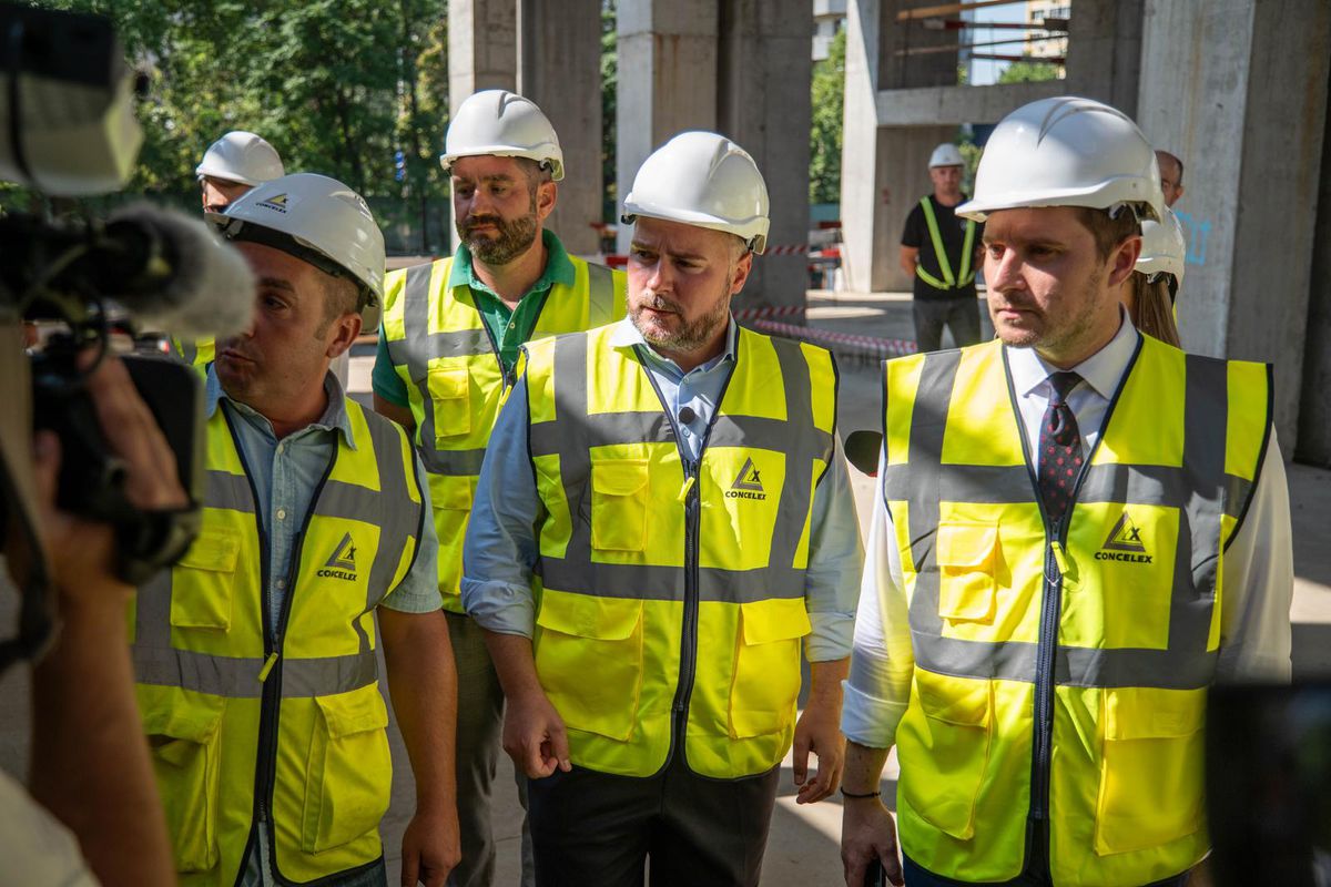 Au început lucrările la proiectul uitat al Bucureștiului » Conferință din șantier: „Va fi gata la finalul anului 2026!”