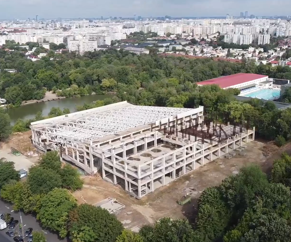 Au început lucrările la patinoarul „Mihai Flamaropol”