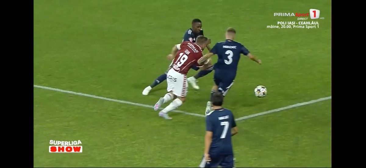 Greșeală mare de arbitraj în Rapid - FC Botoșani » Ce a spus specialistul contactat de GSP