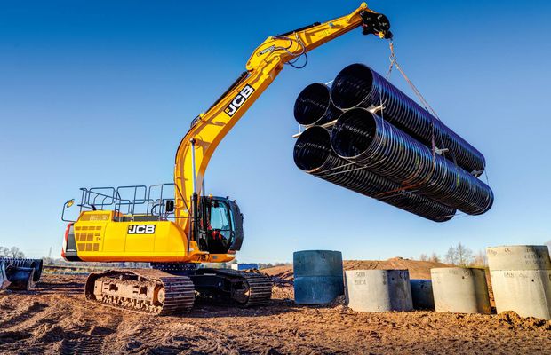 De ce sa alegi excavatoare pe senile JCB pentru lucrari in teren accidentat