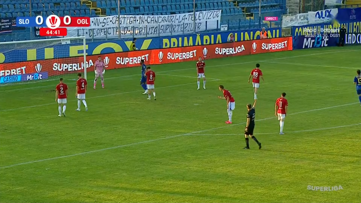 Ultrașii de la Oțelul Galați, război cu Cristi Munteanu