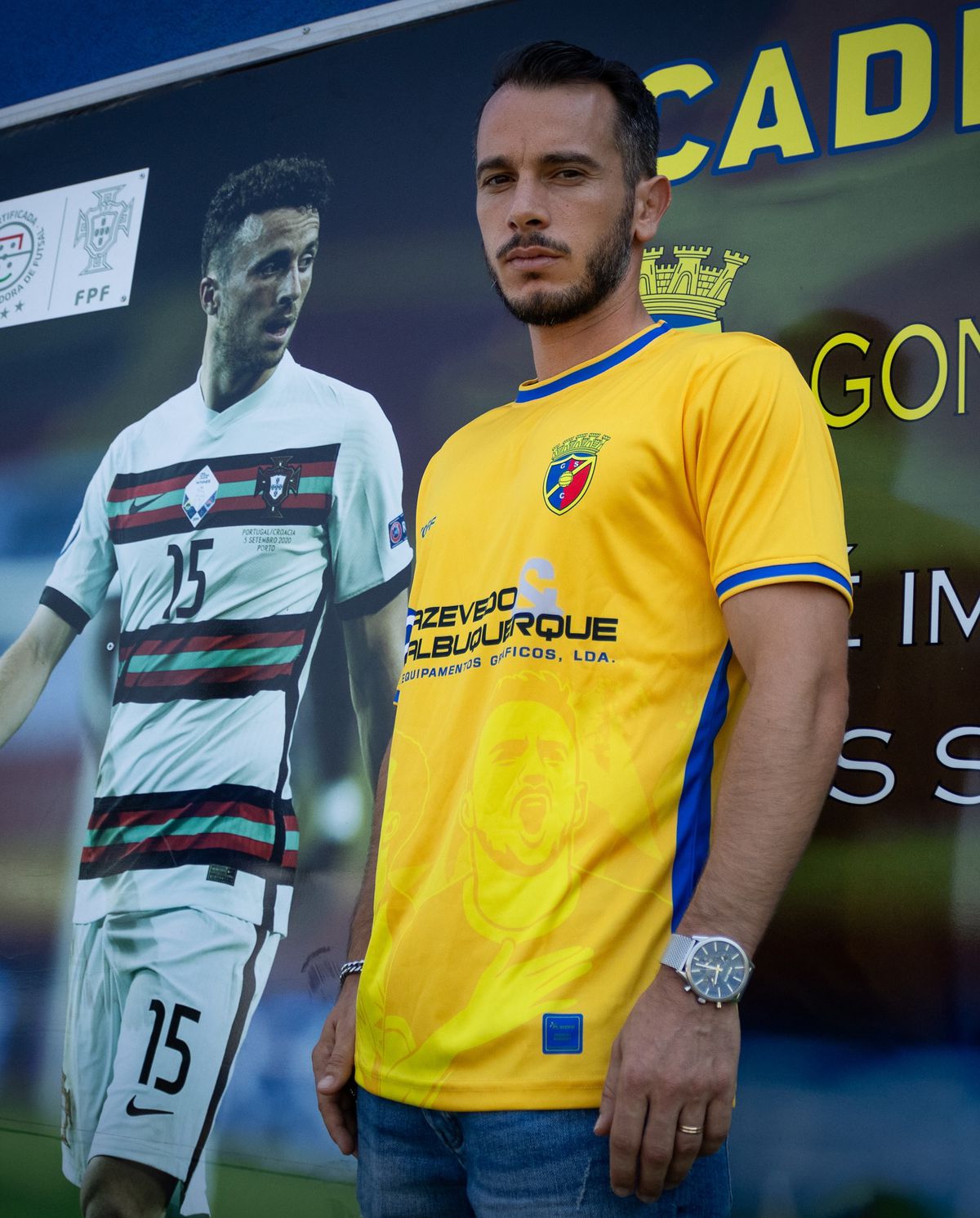 Chipurile lui Diogo Jota și Andre Silva au apărut pe tricourile lui Gondomar