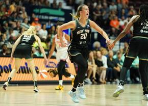 Sabrina Ionescu, prestație de MVP în WNBA! Vedeta lui New York Liberty a fost de neoprit în duelul cu Connecticut Sun