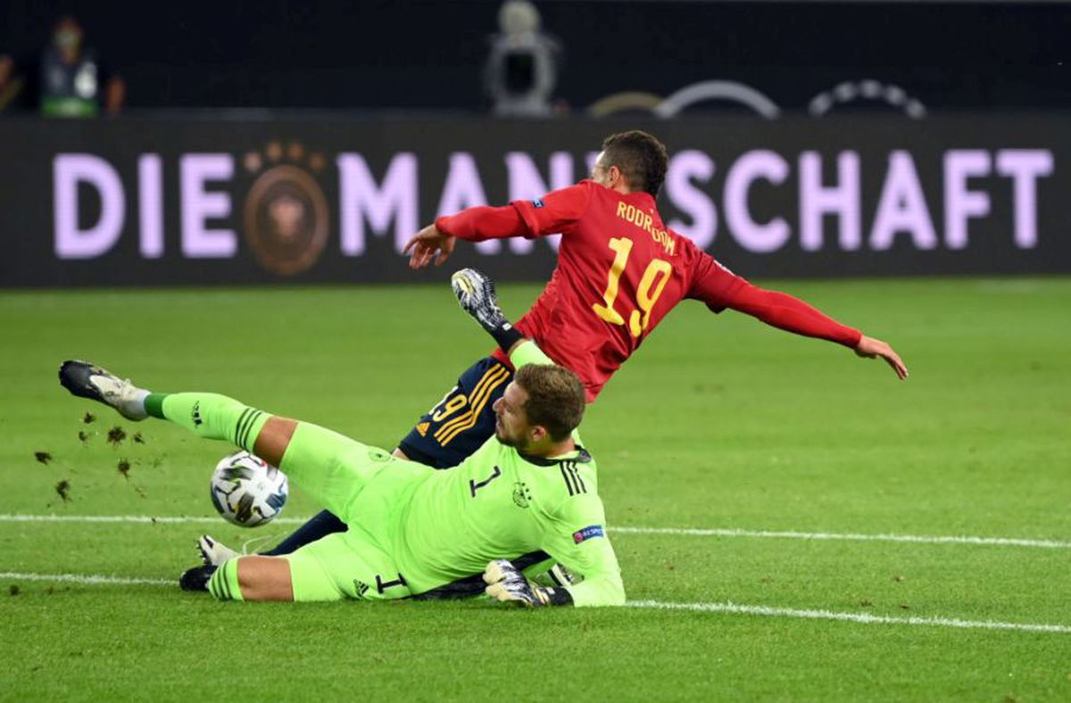 FOTO Viralul zilei în fotbalul european e fake news! Ce s-a întâmplat de fapt la Germania - Spania