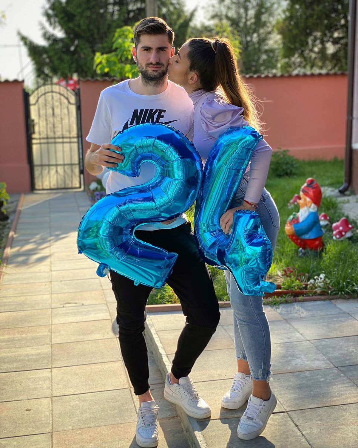 FOTO Susținătoare HOT înainte de România - Irlanda de Nord » Cine e norocosul dintre „tricolori”