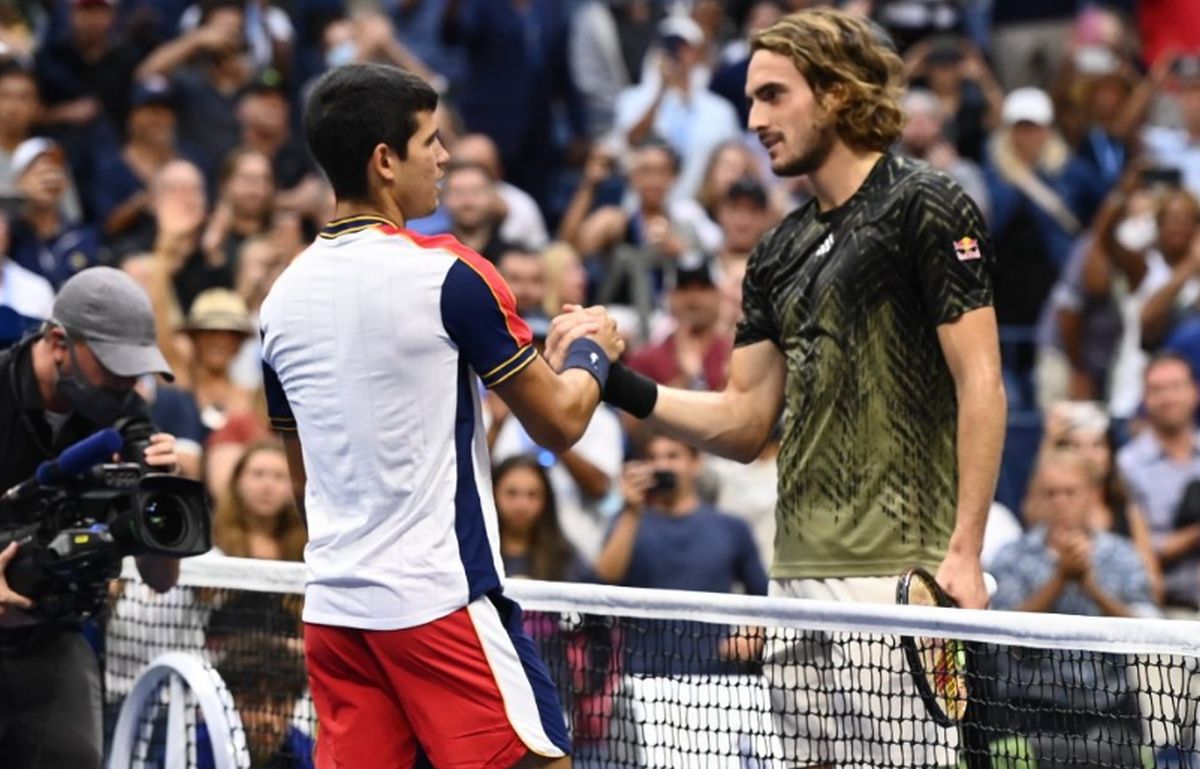 Meciul anului? Stefanos Tsitsipas, eliminat de la US Open de „urmașul lui Nadal”, după un „thriller” de peste 4 ore încheiat în tie-break-ul decisivului!