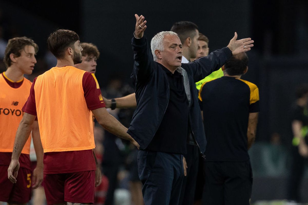 Mourinho, un car de nervi în umilința din Serie A » 4 goluri încasate de AS Roma pe Dacia Arena