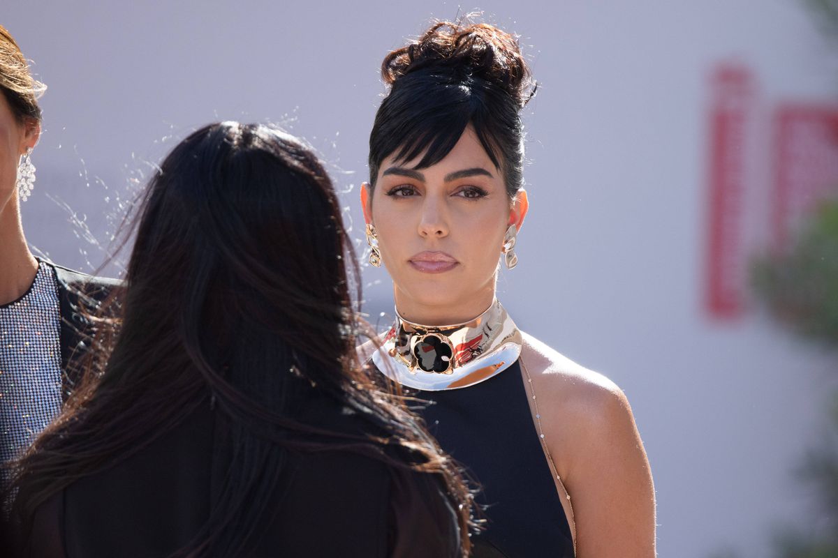 Prea vulgară? Georgina Rodriguez a stârnit reacții majore la Festivalul de la Veneția! Cum a apărut Mădălina Ghenea