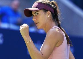 „Tenis modern, bărbătesc, are mai multe arme » Omul care a lucrat cu Sorana Cîrstea a analizat-o pe Muchova și subliniază un detaliu important: „M-a surprins”