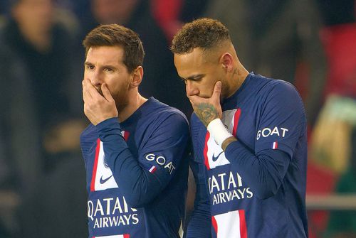 Neymar (31 de ani) răsuflă ușurat în Arabia Saudită, după ce a scăpat de presiunea din Franța. Atacantul brazilian îi ia apărarea lui Lionel Messi, care „nu merita tratamentul la care a fost supus de fani și de presă”/ foto: Imago Images