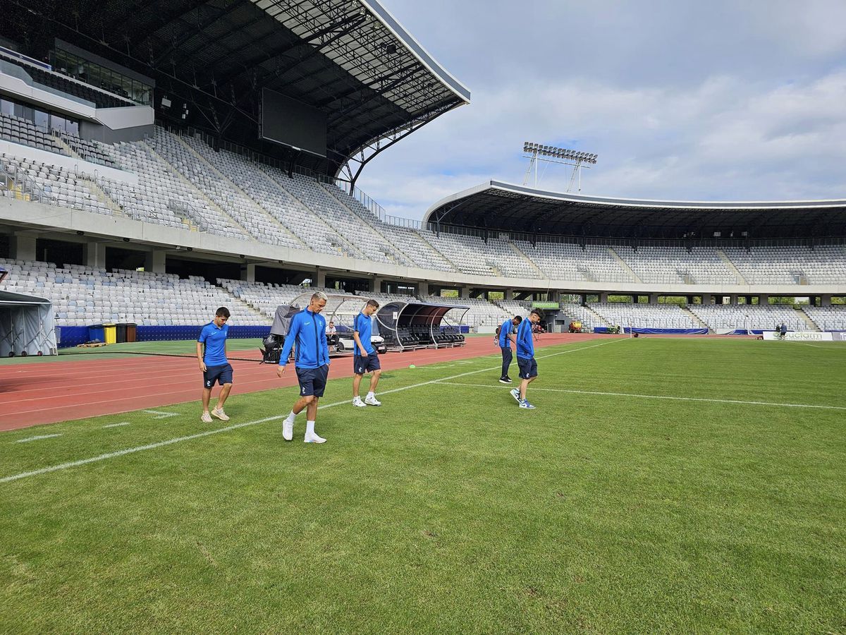 FOTO Gazonul de pe Cluj Arena înainte de reluarea meciului U Cluj - Poli Iași