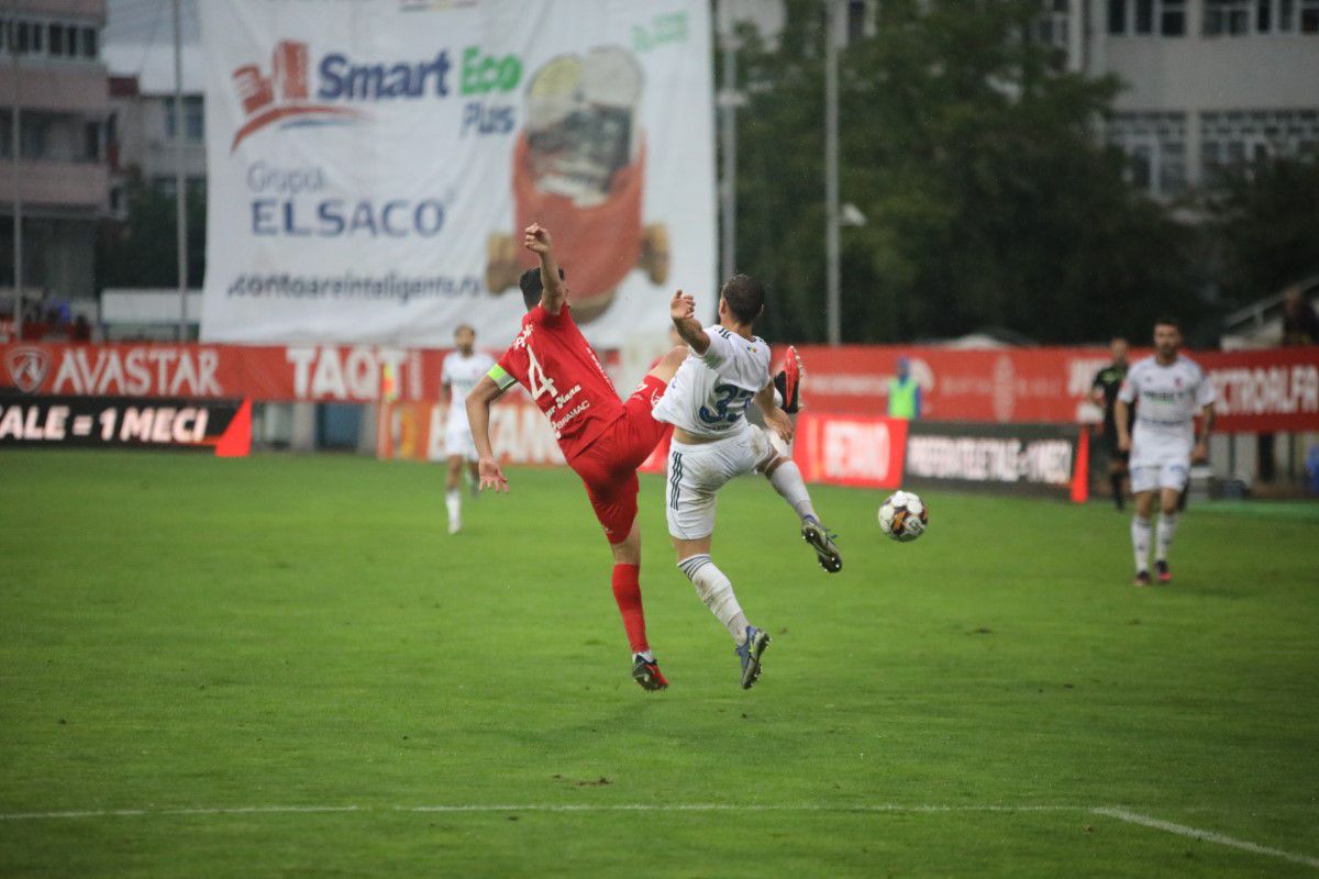 FC Botoșani - Hermannstadt 2-2 » Remiză spectaculoasă la Botoșani: 4 goluri și două eliminări, la debutul lui Alexa