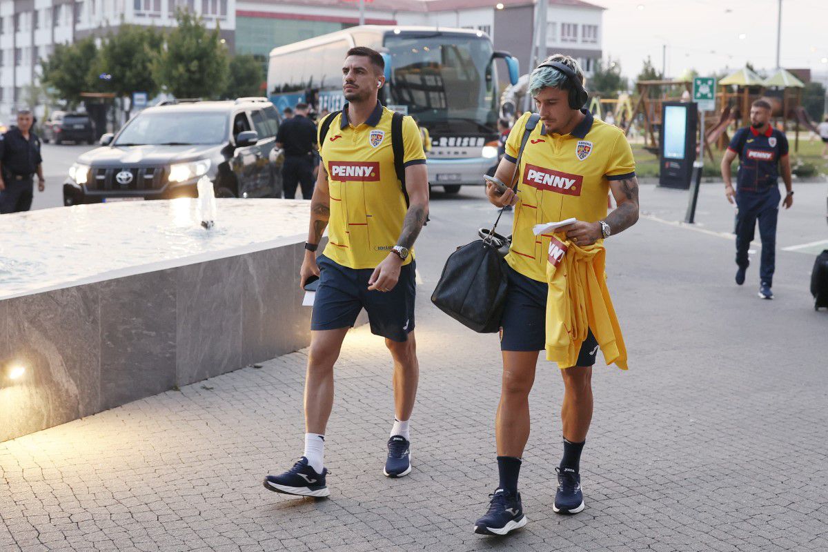 Sosirea echipei naționale a României la Priștina - foto de Cristi Preda (GSP)