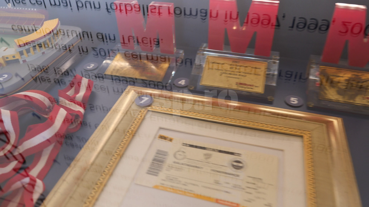 GSP a vizitat muzeul lui Gică Hagi de la Academie » Tricouri de la CM 1994, trofee și un colț special dedicat Gazetei Sporturilor: „Fotbalul și familia mi-au marcat viața!”