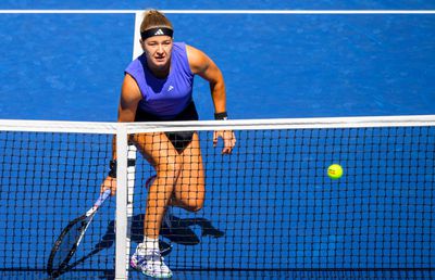 Sfert dramatic la US Open » Muchova a fost prima care a chemat medicul, apoi Haddad Maia a început să plângă și a avut nevoie de îngrijiri! Cum s-a terminat totul