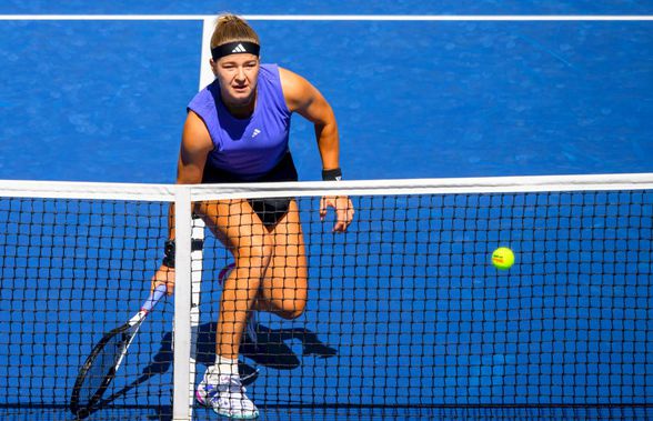 Sfert dramatic la US Open » Muchova a fost prima care a chemat medicul, apoi Haddad Maia a început să plângă și a avut nevoie de îngrijiri! Cum s-a terminat totul