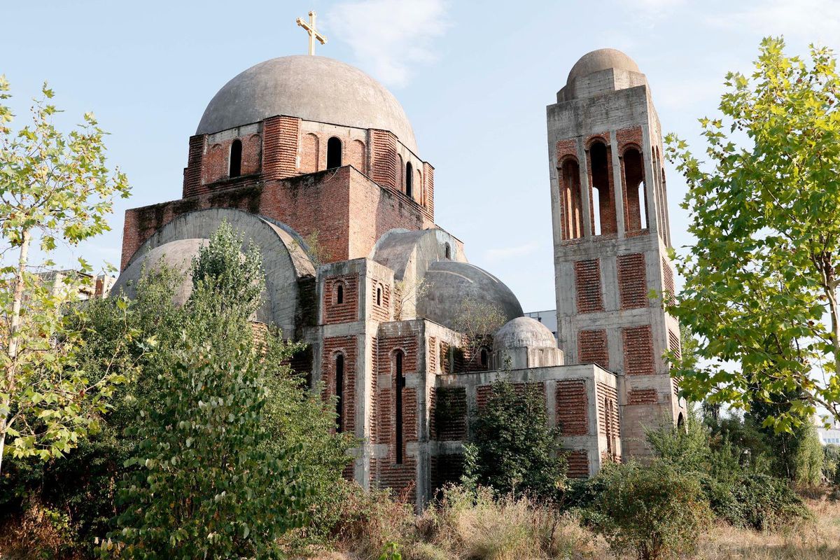 Atmosferă în Pristina, înainte de Kosovo - România