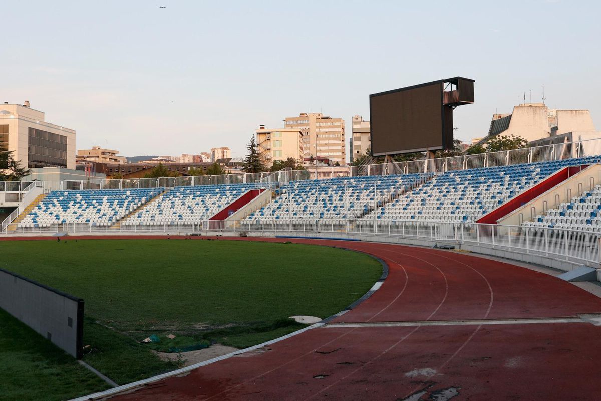 Atmosferă în Pristina, înainte de Kosovo - România