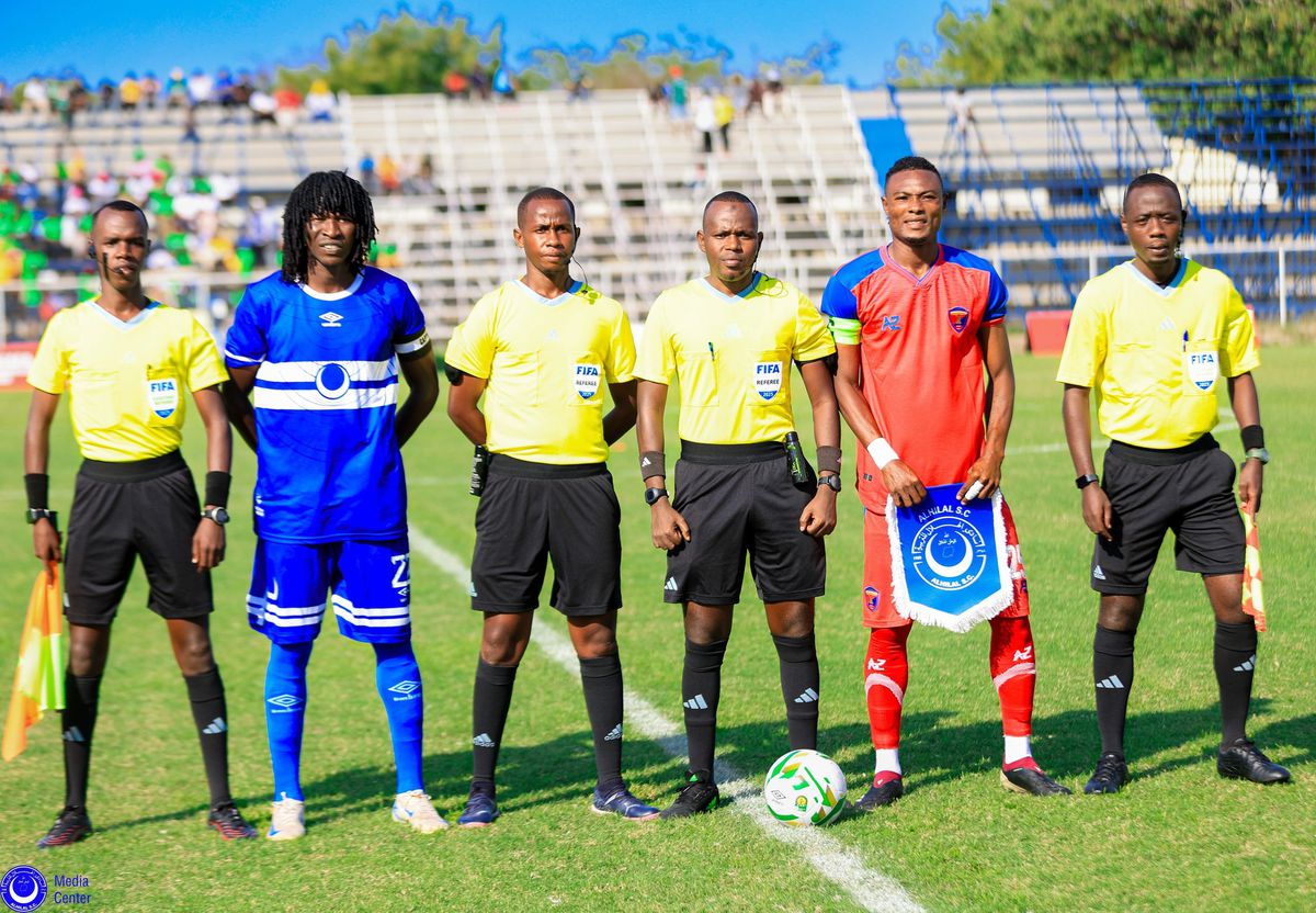 Laurențiu Reghecampf a debutat în campionatul din Sudan, într-un decor auster