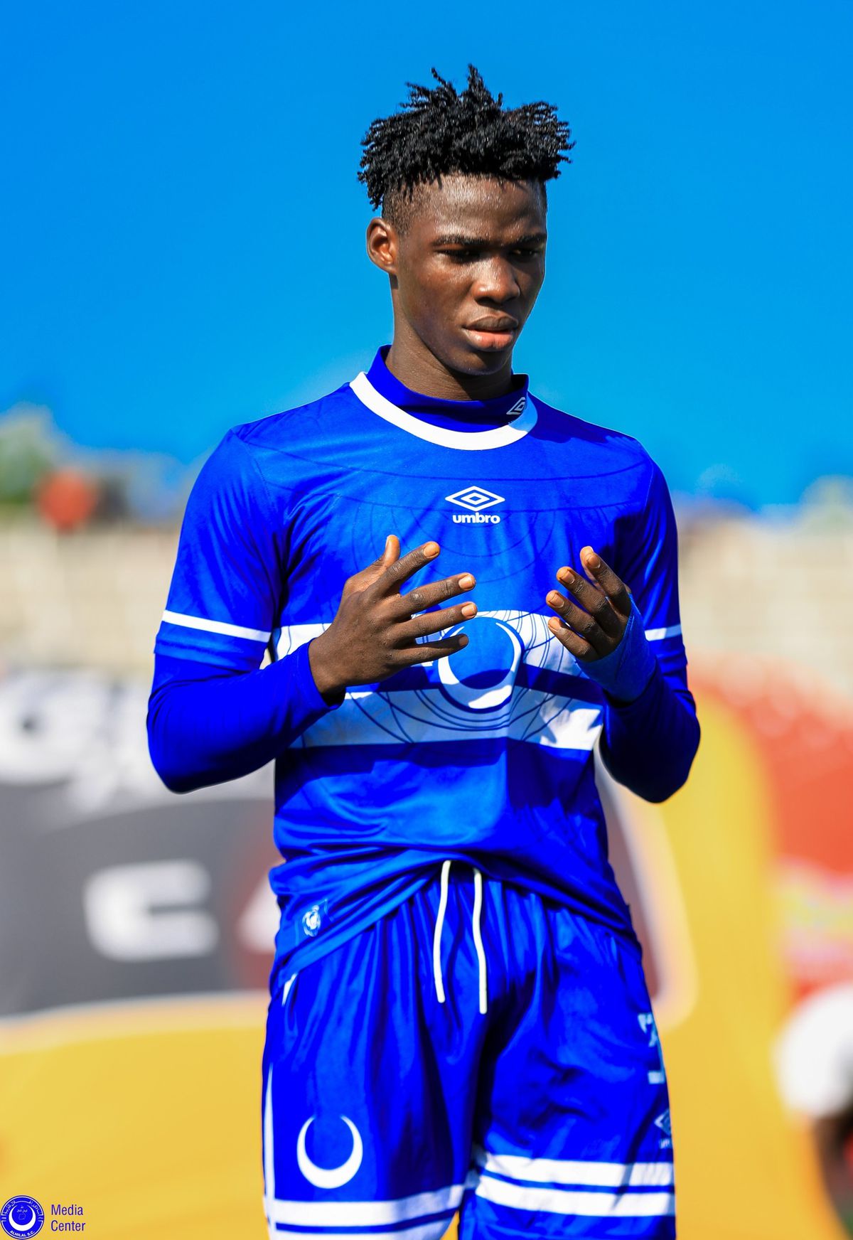 Laurențiu Reghecampf a debutat în campionatul din Sudan, într-un decor auster