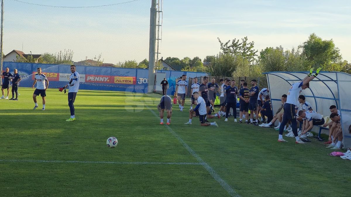 Antrenamentul naționalei României înainte de meciul amical cu Canada / Foto: Cristi Preda GSP