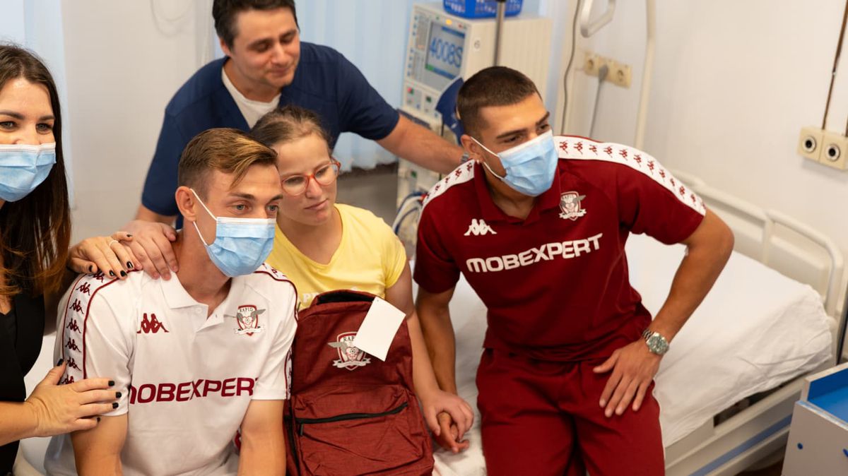 În pauza naționalelor, echipele din Superligă s-au implicat în acțiuni caritabile! Imagini emoționante cu cei de la Rapid, CFR Cluj și UTA
