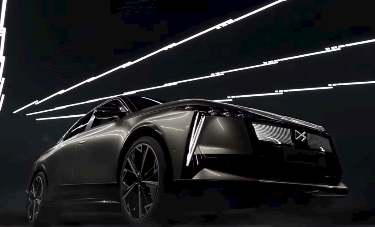 DS8, noua mașină a francezilor de la DS Automobiles