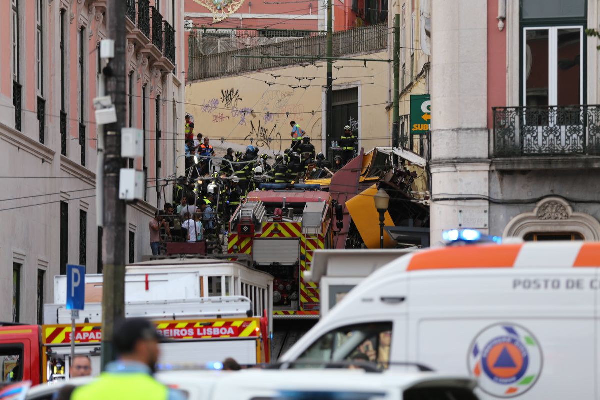 Cluburile din Portugalia au reacționat după tragedia de proporții de la Lisabona » Joi, zi de doliu național