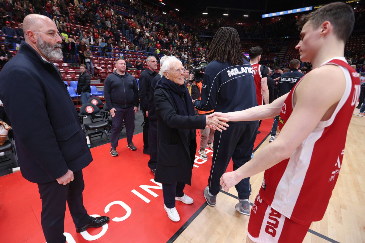 Superstarul din fotbal care l-a inspirat pe Giorgio Armani pentru celebrul EA7