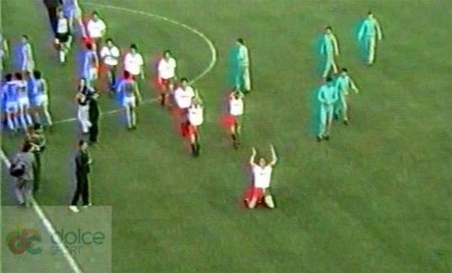 FCSB - DINAMO // VIDEO 3 momente tensionate din perioada comunistă a derby-ului! Unul dintre cele mai criminale faulturi din istoria fotbalului românesc: „Dacă am vrut să-l rup? Sincer? Da!” + gesturi obscene și bătăi în culise!