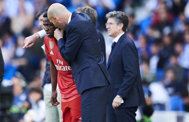 Jucătorii lui Real Madrid stau SMIRNĂ! A fost publicat regulamentul lui Zidane: amenzi teribile pentru telefonul mobil sau dacă pleacă neanunțați din Madrid!