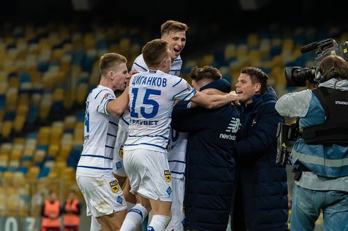 Dinamo Kiev, formația pregătită de Mircea Lucescu (75 de ani), a remizat pe teren propriu cu Zorya, scor 1-1, și a urcat pe prima poziție în Ucraina.