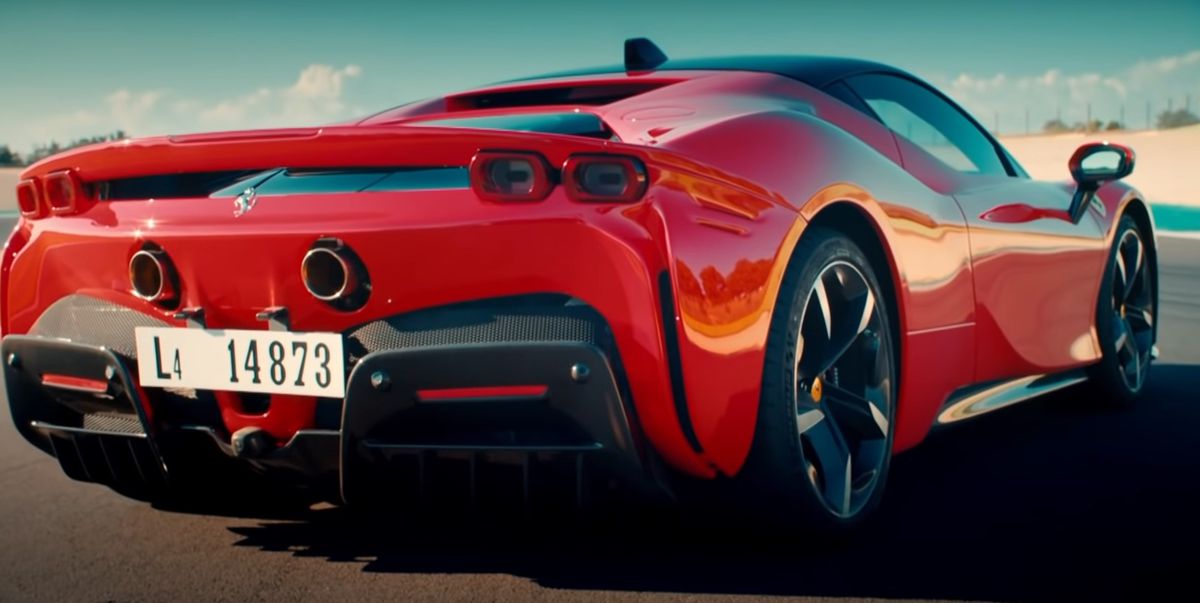 Ferrari SF90 Stradale - Zlatan Ibrahimovic