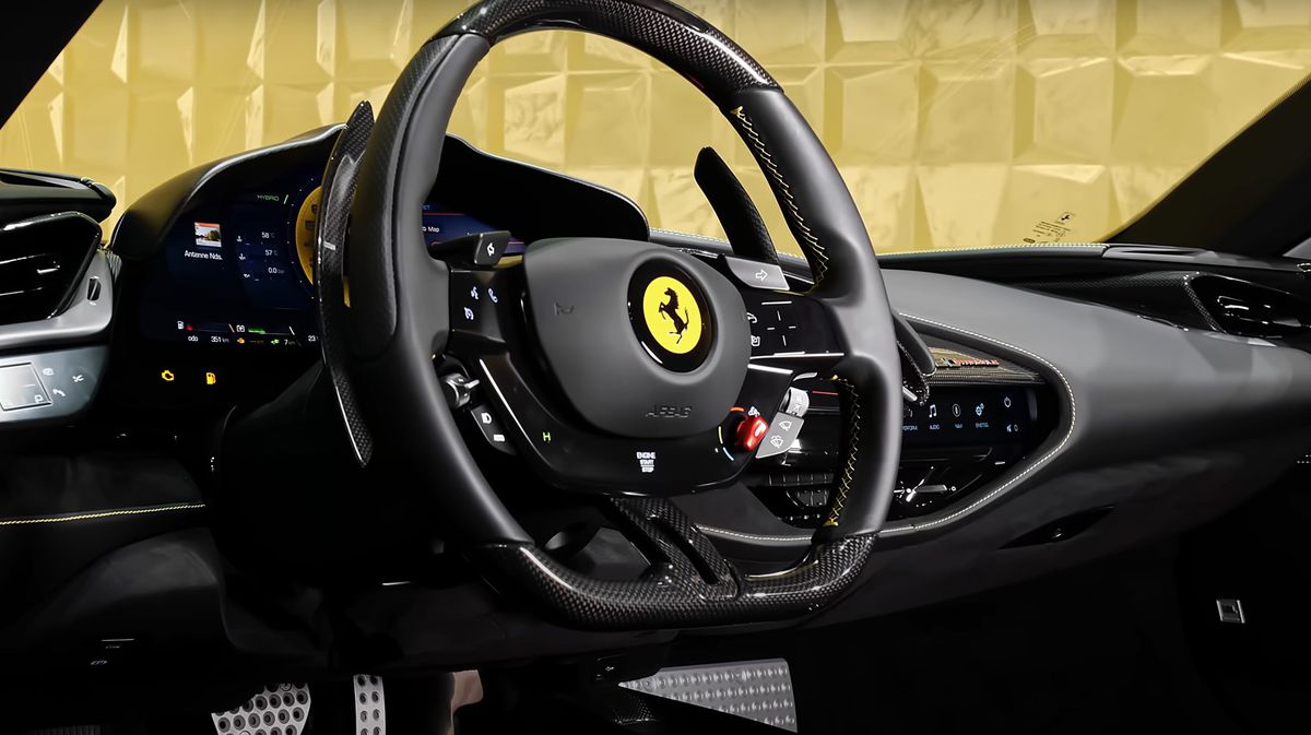 Zlatan Ibrahimovic, cadou de lux la aniversarea a 40 de ani » Câți bani a dat pe primul Ferrari electric