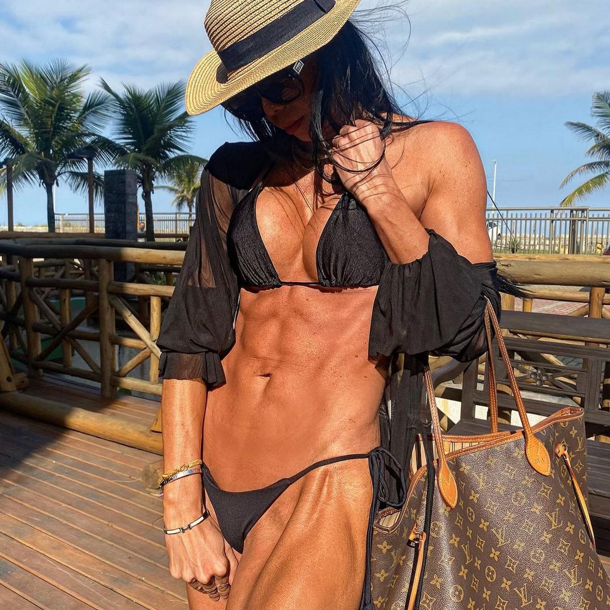 Fecioară la 40 de ani » Fosta iubită a lui Ronaldo Nazario: „Caut un astfel de bărbat”